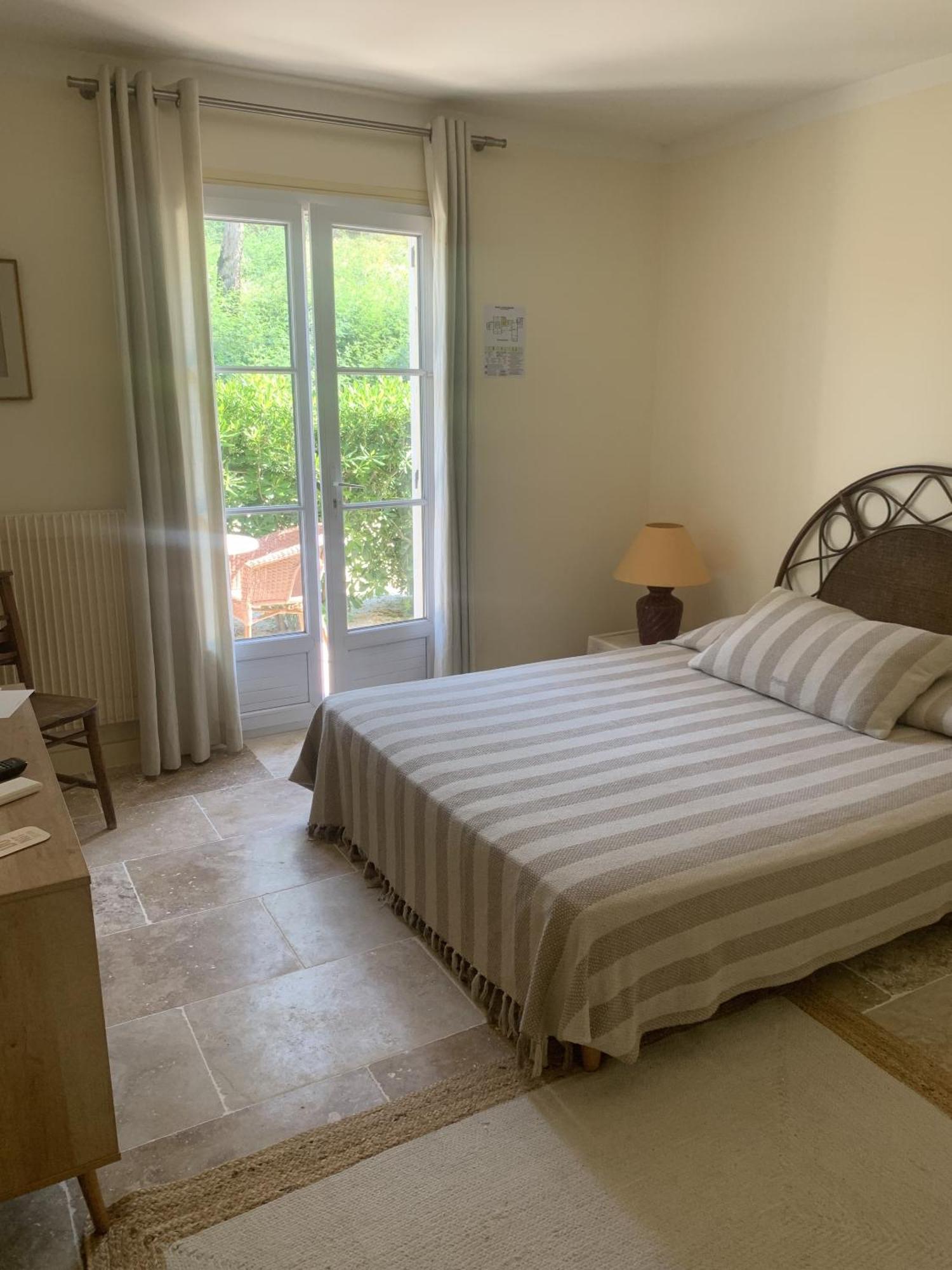 Hotel La Boulangerie Гримо Стая снимка